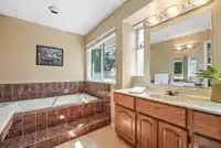6083 181A STREET - thumbnail 17