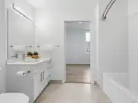 405 2137 CHESTERFIELD AVENUE - thumbnail 12