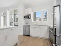 405 2137 CHESTERFIELD AVENUE - thumbnail 3