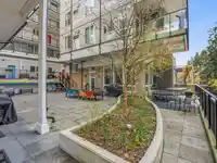 405 2137 CHESTERFIELD AVENUE - thumbnail 28