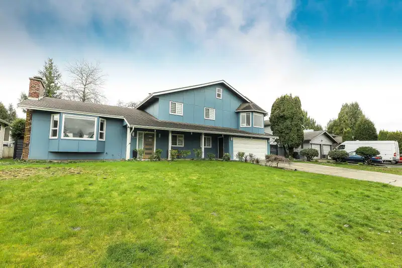 26970 32A AVENUE - photo 3 of 40