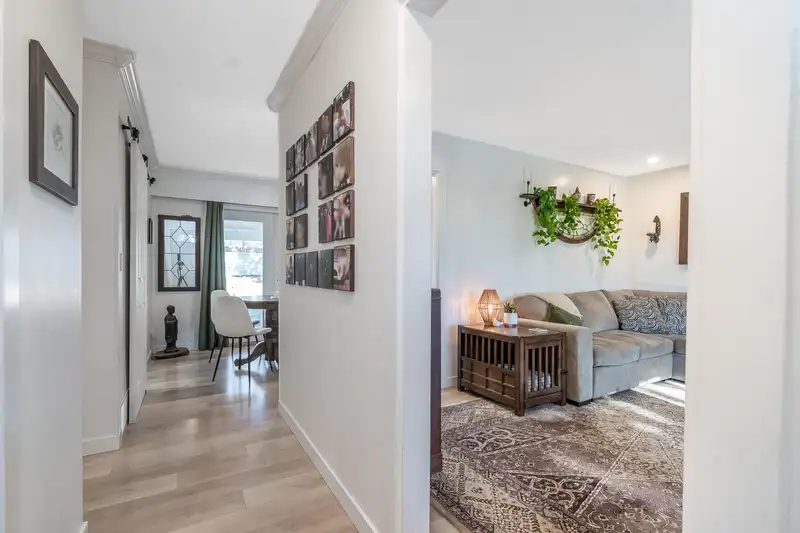 32495 MCRAE AVENUE - photo 3 of 40