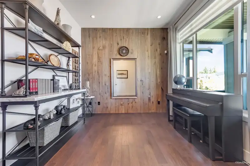 16788 EDGEWOOD DRIVE - photo 3 of 27