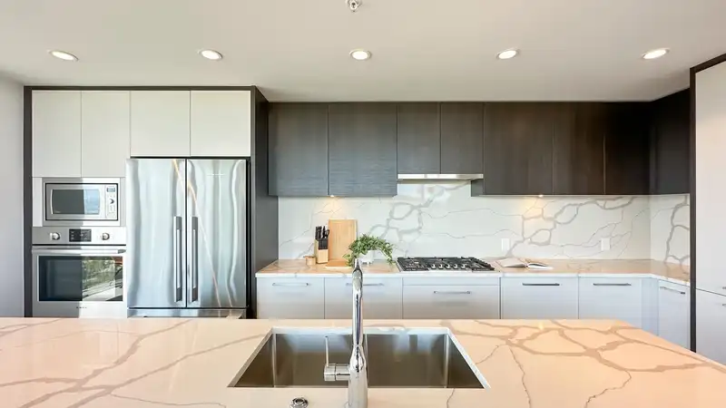4702 567 CLARKE ROAD - photo 4 of 33