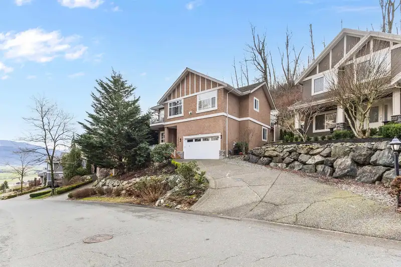 35774 REGAL PARKWAY - photo 4 of 39