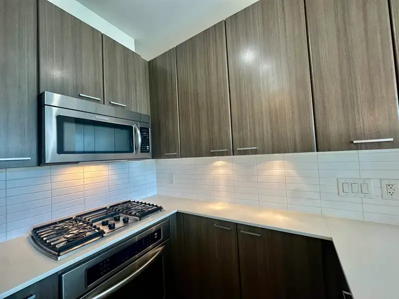 1708 2955 ATLANTIC AVENUE - photo 3 of 18