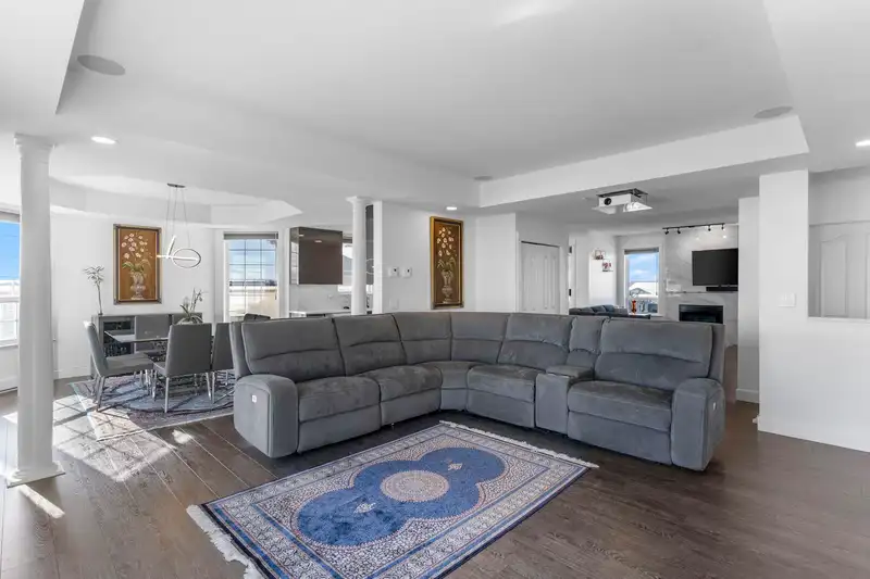 53 31450 SPUR AVENUE - photo 1 of 40