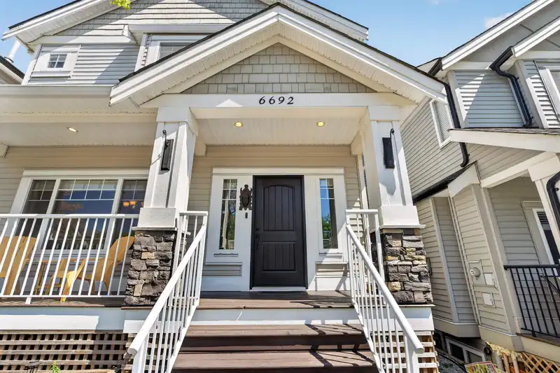 6692 193A STREET - photo 4 of 25