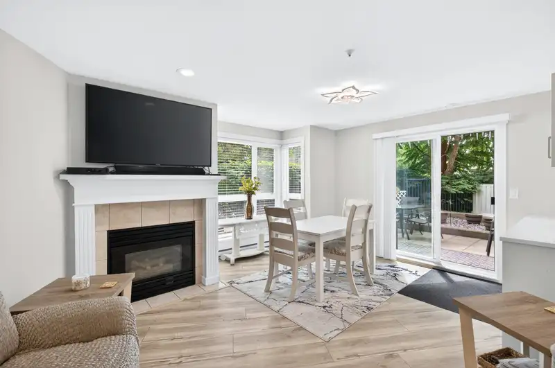 101 20245 53 AVENUE - photo 4 of 36