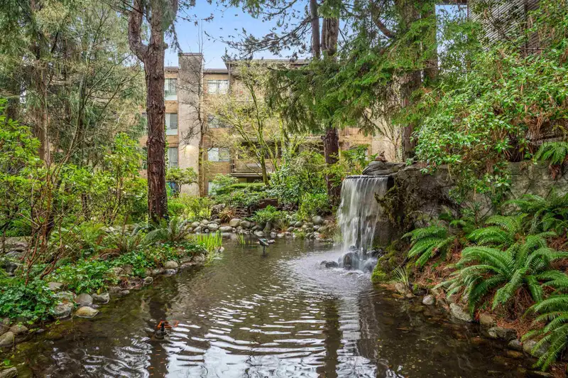 302 10662 151A STREET - photo 1 of 36