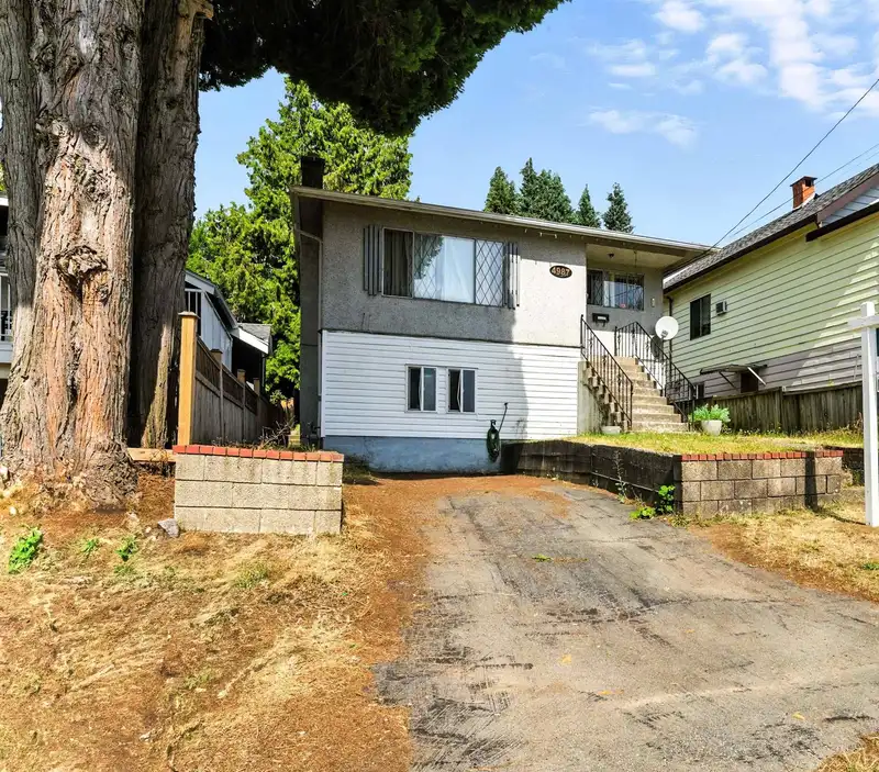 4987 HOY STREET - photo 1 of 32