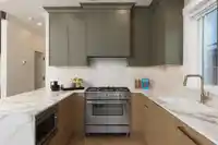 2 258 E 19 AVENUE - thumbnail 16