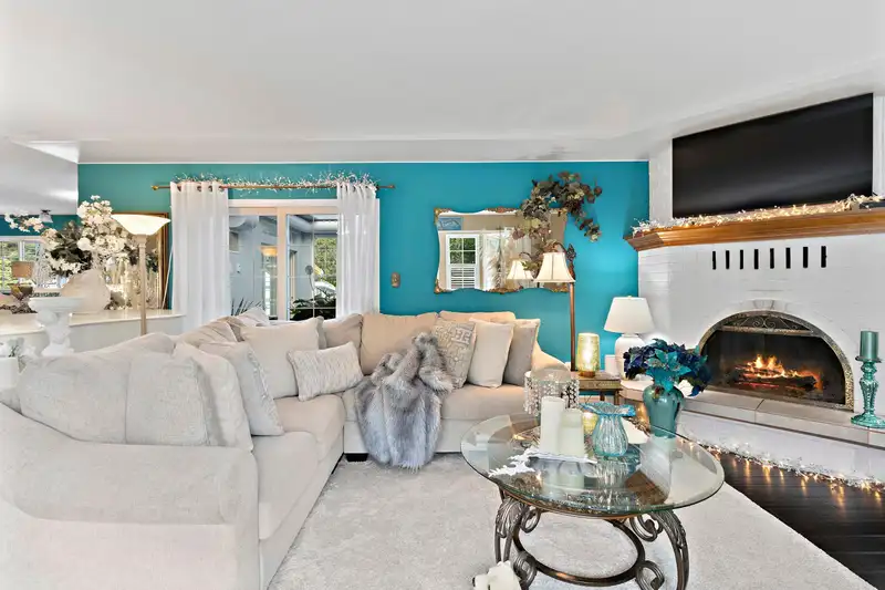 62525 AIRPORT ROAD - photo 3 of 25