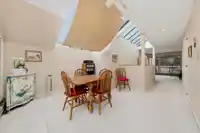 6 5730 CARNARVON STREET - thumbnail 10