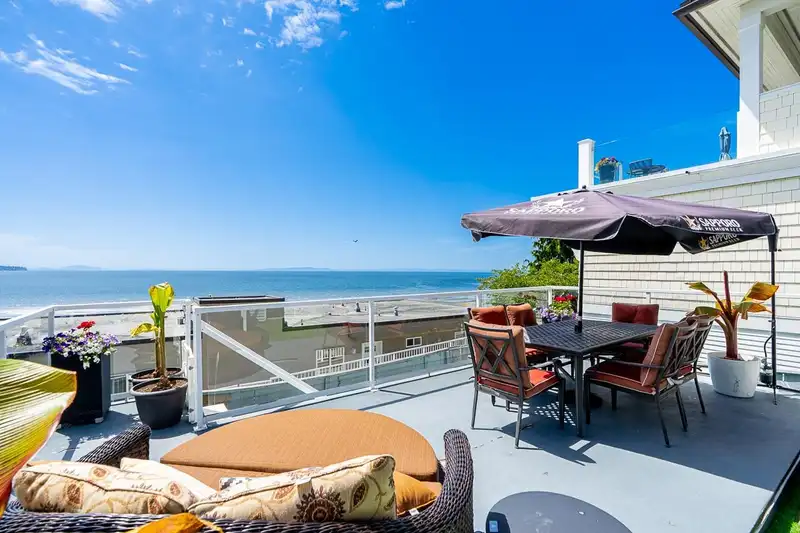 15410 VICTORIA AVENUE - photo 1 of 29