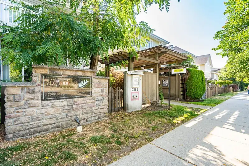 37 7388 MACPHERSON AVENUE - photo 2 of 29