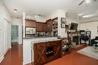 37 7388 MACPHERSON AVENUE - thumbnail 12
