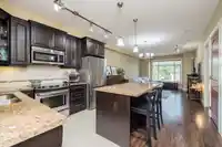 266 8328 207A STREET - thumbnail 5