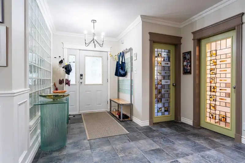 5823 HIGHFIELD DRIVE - photo 3 of 40