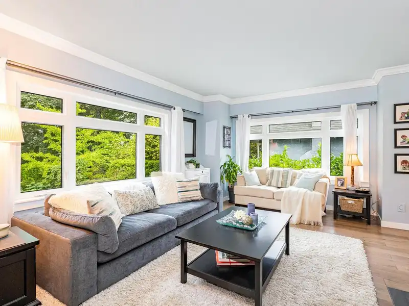 3706 W KING EDWARD AVENUE - photo 4 of 40