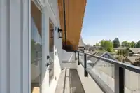 #2 2244 E 11TH AVENUE - thumbnail 36