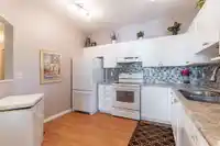 303 5489 201 STREET - thumbnail 9