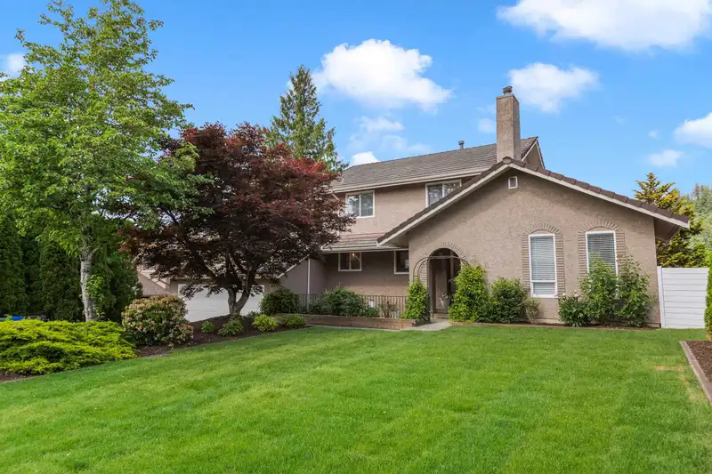 2238 OLYMPIA PLACE - photo 1 of 40