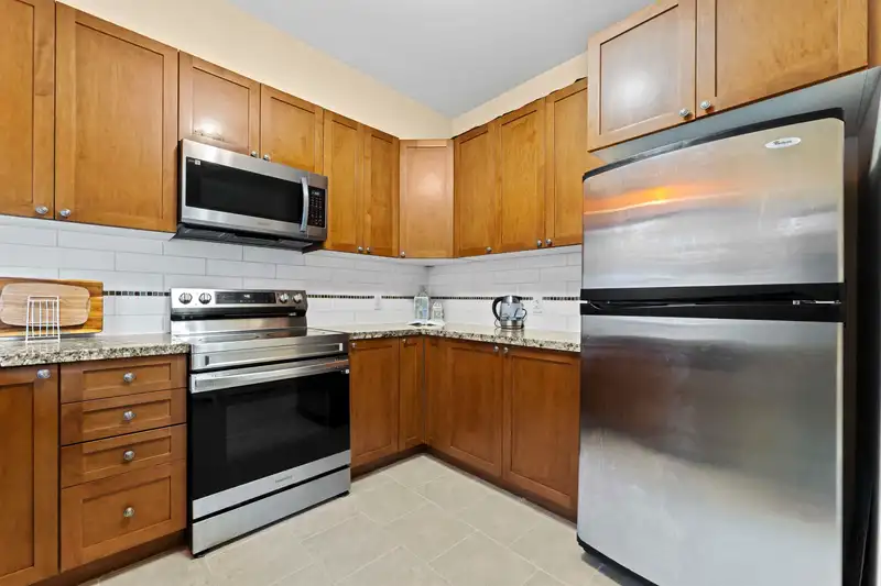 13 621 LANGSIDE AVENUE - photo 4 of 26