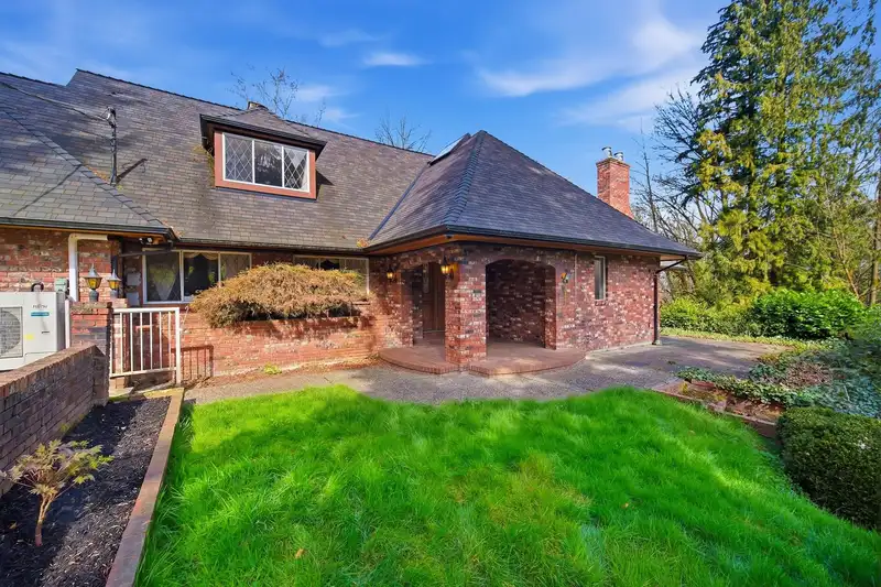 5780 MALVERN AVENUE - photo 1 of 24