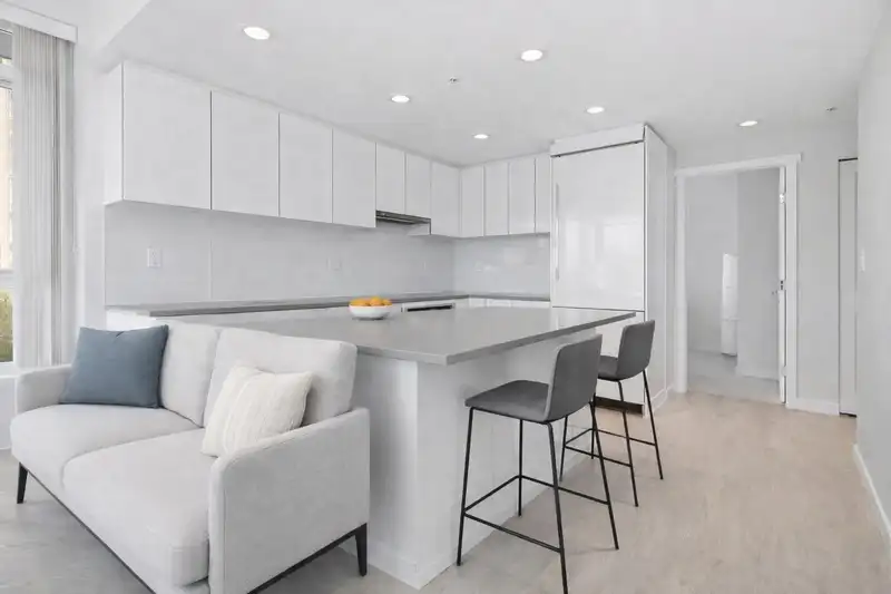 606 2388 MADISON AVENUE - photo 2 of 15