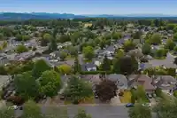 8588 212 STREET - thumbnail 11