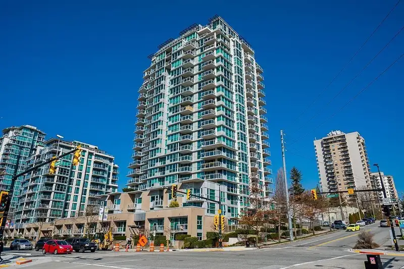 2107 188 E ESPLANADE - photo 2 of 40