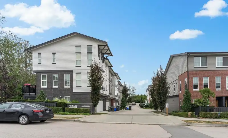 40 8161 201 STREET - photo 3 of 36
