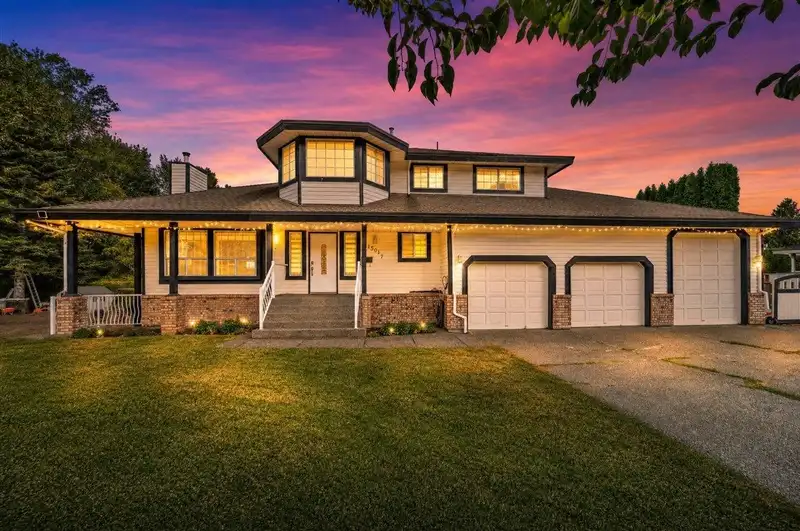 15017 73A AVENUE - photo 1 of 40