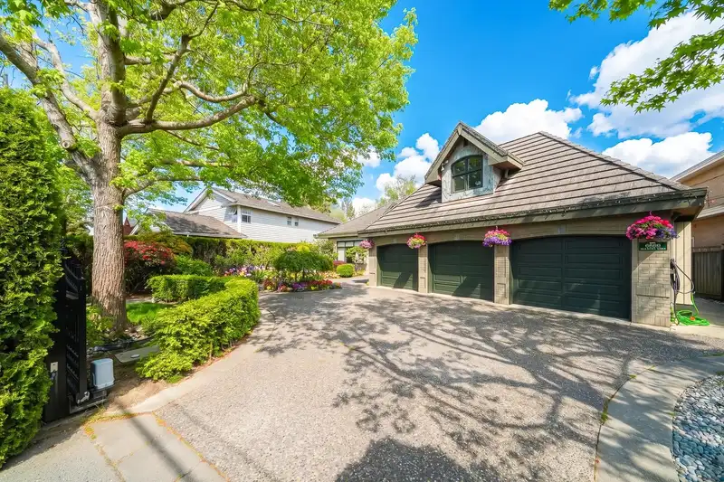 6680 GIBBONS DRIVE - photo 3 of 23