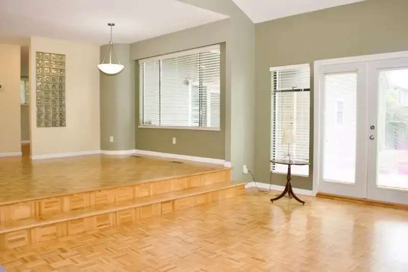 1624 W 61ST AVENUE - photo 4 of 27