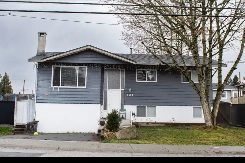 9453 118 STREET - photo 1 of 19