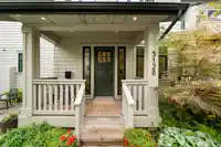 3128 INVERNESS STREET - thumbnail 2