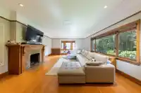 6026 ANGUS DRIVE - thumbnail 4
