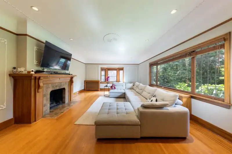 6026 ANGUS DRIVE - photo 4 of 15