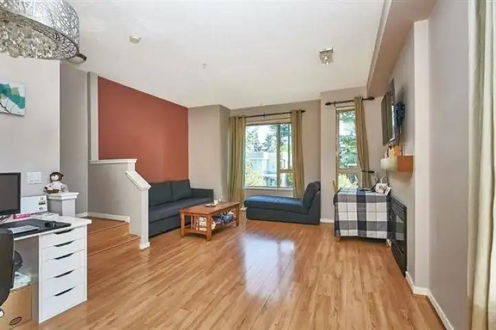 132 9229 UNIVERSITY CRESCENT - photo 3 of 12