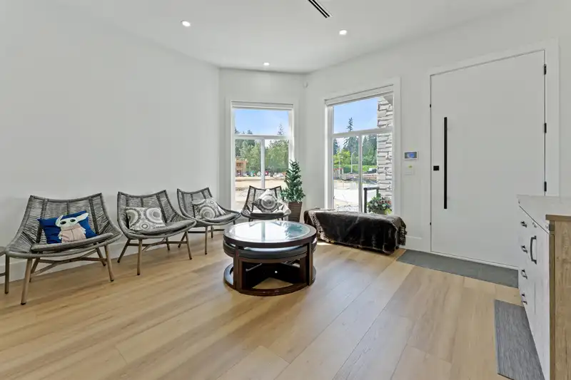 5826 138 STREET - photo 4 of 38