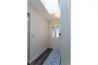 21 32615 MURRAY AVENUE - thumbnail 3
