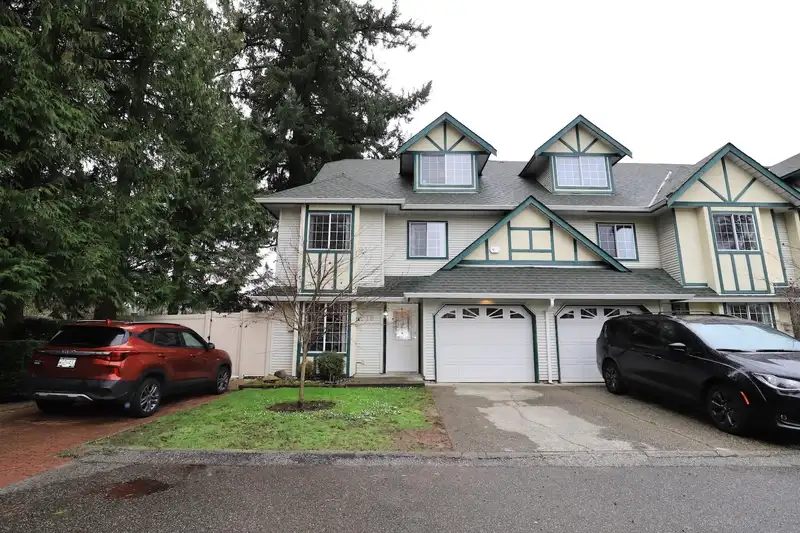 16 21409 DEWDNEY TRUNK ROAD - photo 1 of 33