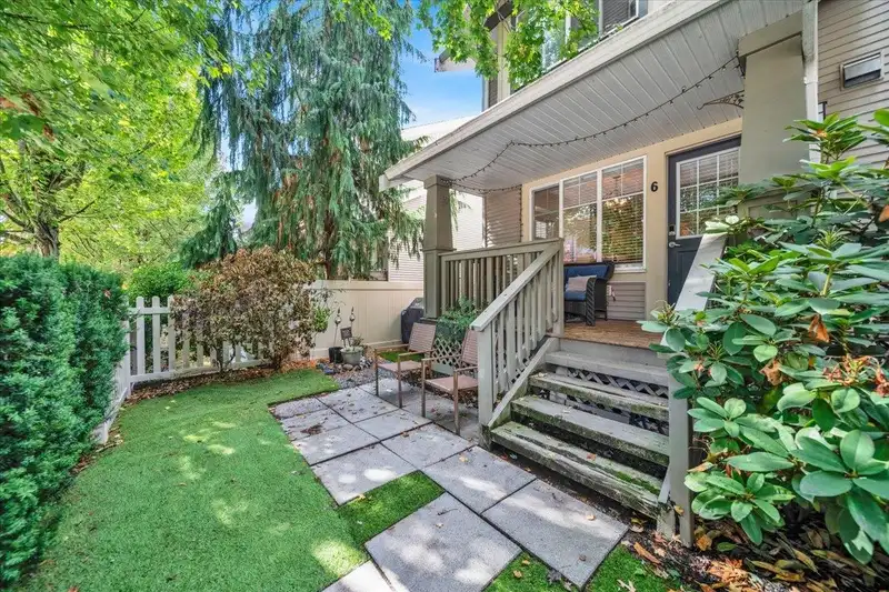 6 6651 203 STREET - photo 2 of 23