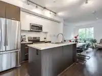 48 2423 AVON PLACE - thumbnail 2