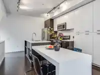 48 2423 AVON PLACE - thumbnail 5