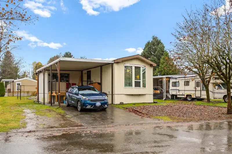 79 145 KING EDWARD STREET - photo 1 of 24