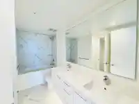303 1588 JOHNSTON ROAD - thumbnail 15