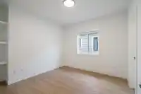 16677 16 AVENUE - thumbnail 24